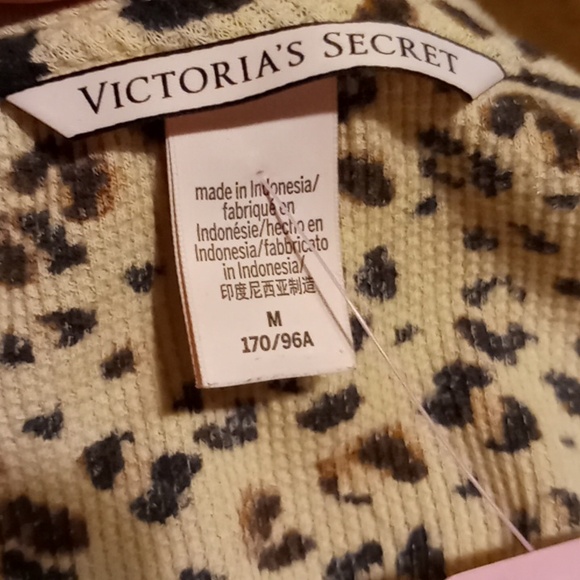 Victoria's Secret Medium long Sleeve Cheetah Thermal Knit Sexy Nightshirt - Picture 6 of 7